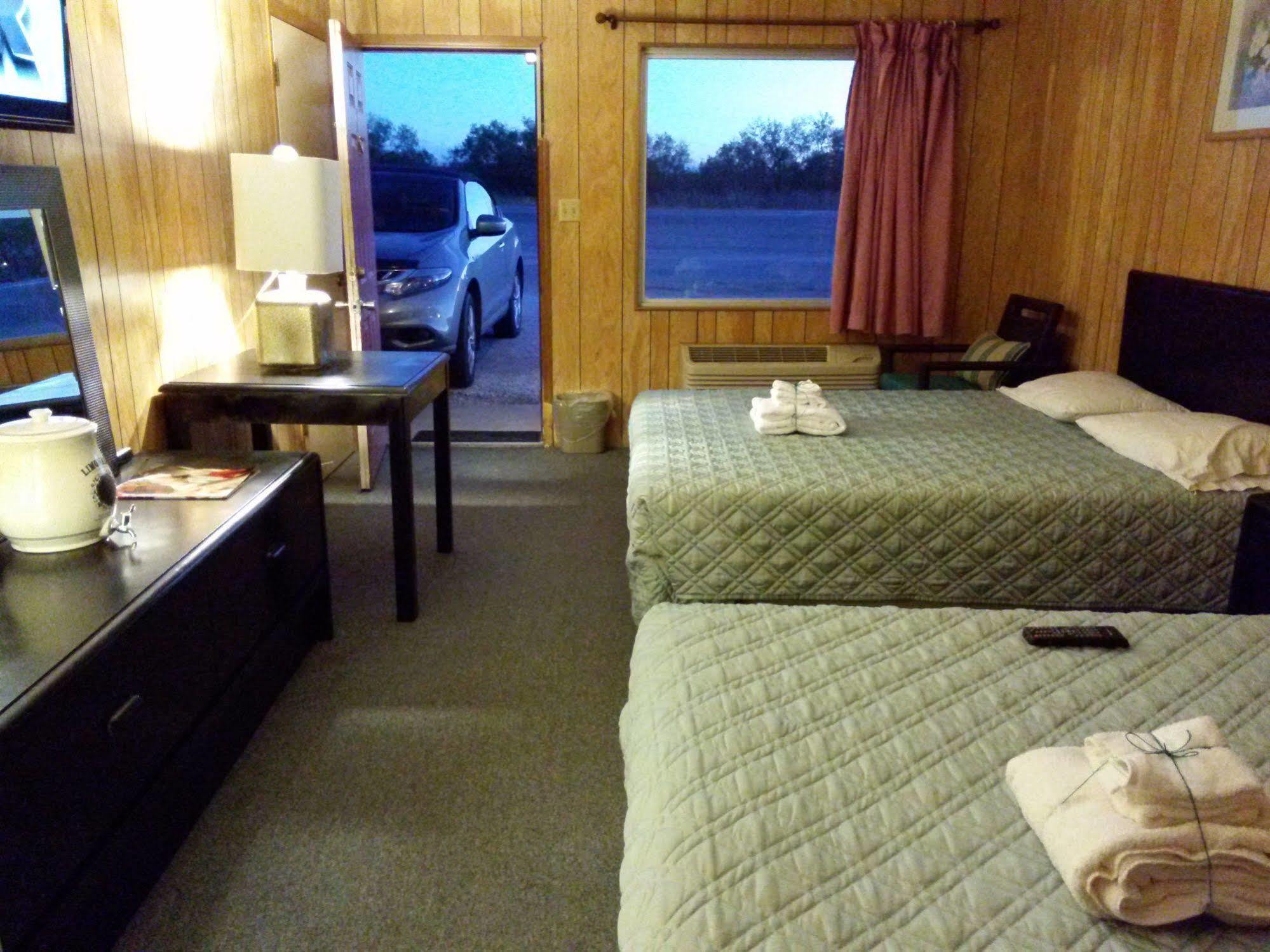 Oyo Tx Hubbard Creek Hotel